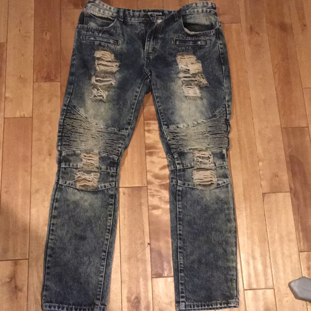 Distressed Jeans